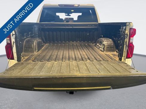 Used 2022 Chevrolet Silverado 1500 Custom image 23