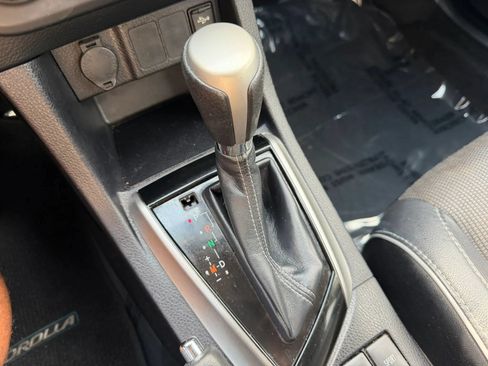 Used 2015 Toyota Corolla S FWD image 46