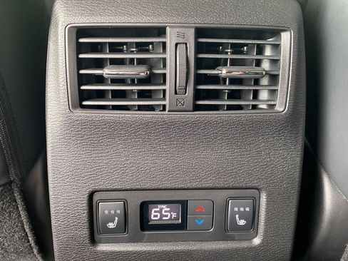 New 2026 Mitsubishi Outlander SEL AWD/4WD image 25