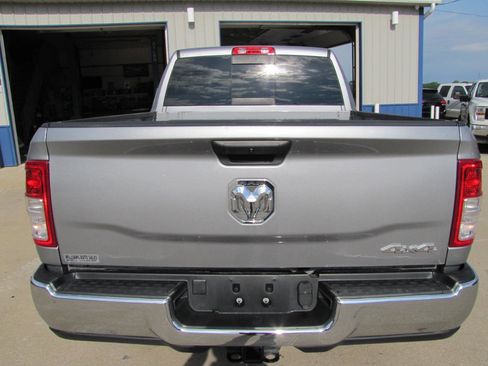 Used 2024 RAM 2500 Tradesman w/ Chrome Appearance Group AWD/4WD image 5