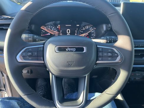 New 2026 Jeep Compass Limited image 20