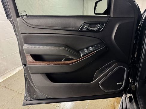 Used 2018 GMC Yukon SLT image 13