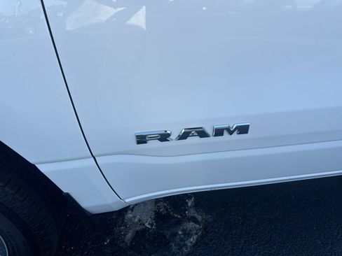 Used 2023 RAM 1500 Big Horn AWD/4WD image 10