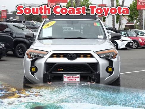 Used 2016 Toyota 4Runner SR5 Premium AWD/4WD image 3