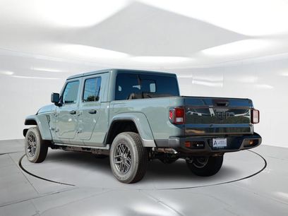 New 2026 Jeep Gladiator Sport