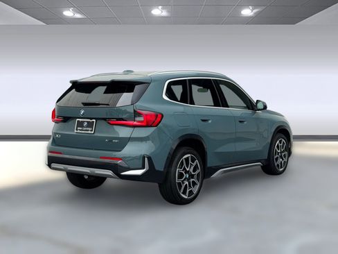 Certified 2025 BMW X1 xDrive28i AWD/4WD image 9