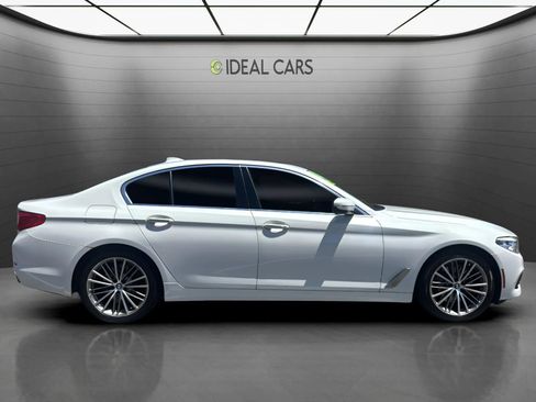 Used 2018 BMW 540i RWD image 4