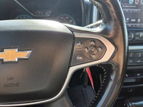 Used 2018 Chevrolet Colorado LT AWD/4WD image 19