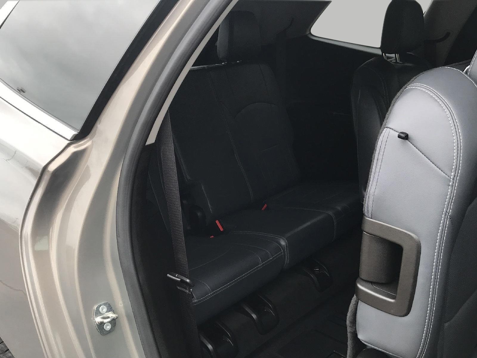 Used 2018 Buick Enclave Essence w/ Trailering Package AWD/4WD image 24