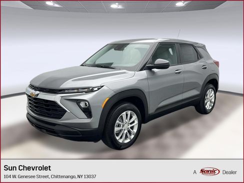 New 2026 Chevrolet TrailBlazer LS w/ LS Convenience Package AWD/4WD image 1