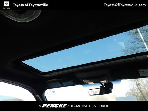 Used 2013 Ford F150 Platinum image 6