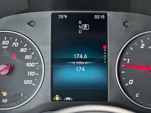 Used 2024 Mercedes-Benz Sprinter 3500 image 31