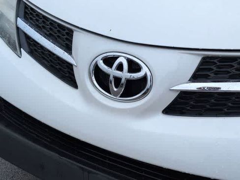 Used 2013 Toyota RAV4 Limited AWD/4WD image 12