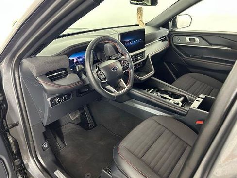 Certified 2025 Ford Explorer ST-Line w/ ST-Line Street Pack AWD/4WD image 13
