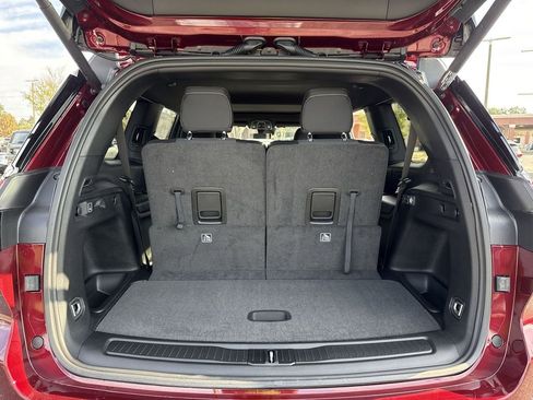 New 2025 Jeep Grand Cherokee L Laredo w/ Luxury Tech Group I image 28