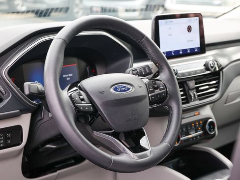 Used 2023 Ford Escape Active w/ Cold Weather Package FWD image 33
