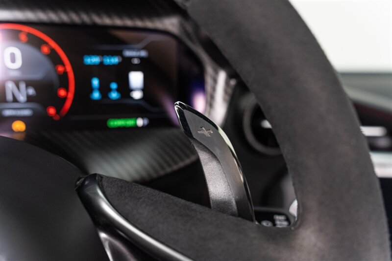 Used 2024 McLaren 750S Spider RWD image 98