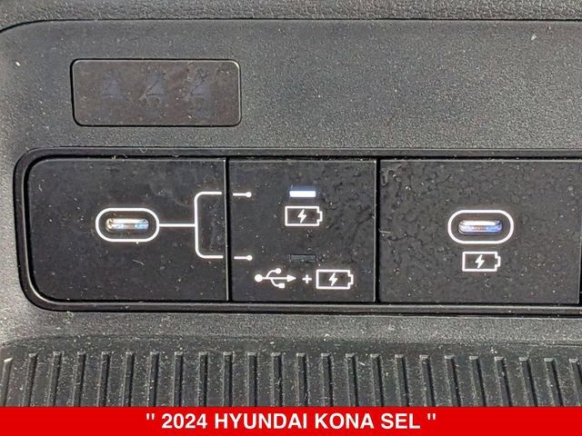 Used 2024 Hyundai Kona SEL AWD/4WD image 27