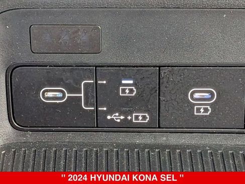 Used 2024 Hyundai Kona SEL AWD/4WD image 27