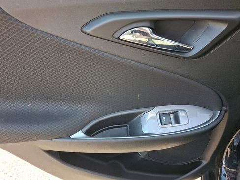 Used 2023 Chevrolet Malibu LT image 19