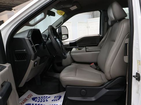 Used 2017 Ford F250 XL w/ Power Equipment Group AWD/4WD image 10