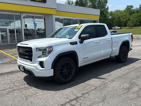 Used 2019 GMC Sierra 1500 Elevation w/ Elevation Value Package AWD/4WD image 10
