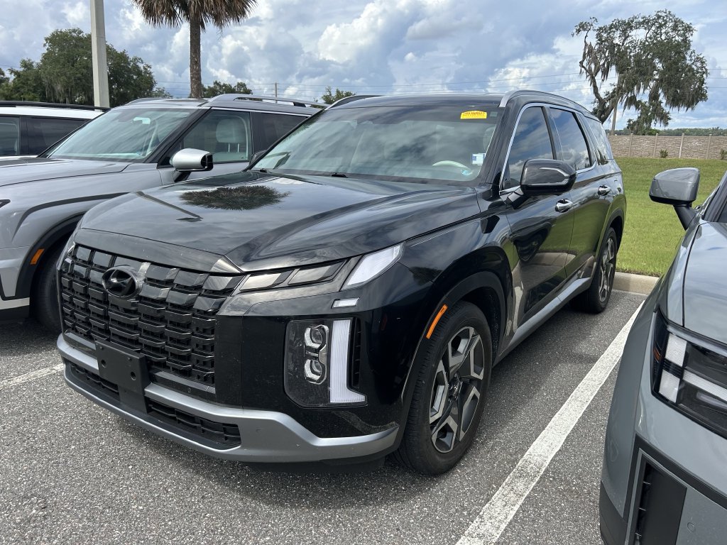 Used 2024 Hyundai Palisade Limited FWD image 8