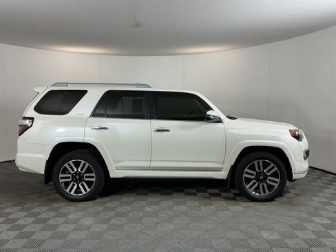 Used 2019 Toyota 4Runner Limited AWD/4WD image 4
