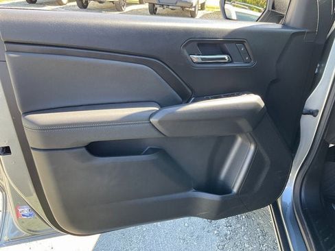 New 2026 GMC Canyon Elevation w/ Convenience Package image 4