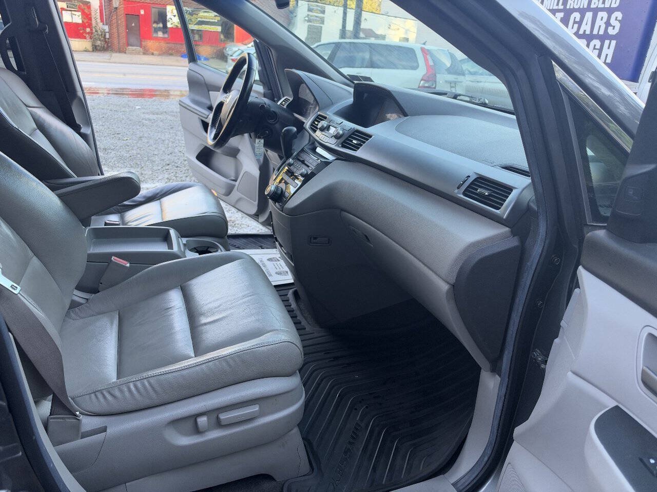 Used 2012 Honda Odyssey Touring image 17