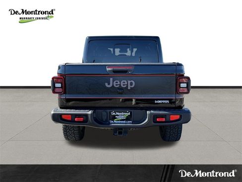 Used 2024 Jeep Gladiator Rubicon w/ Technology Group image 6