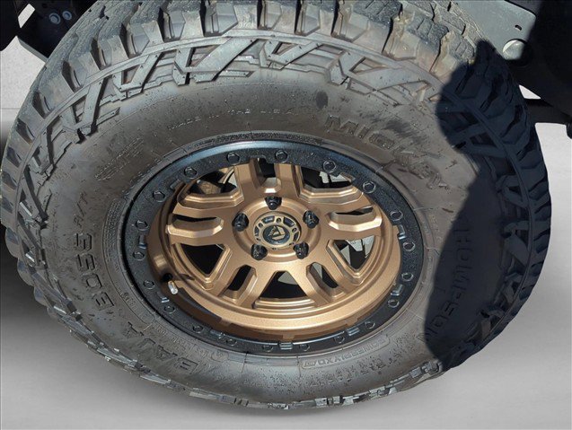 Used 2020 Jeep Gladiator Mojave AWD/4WD image 25