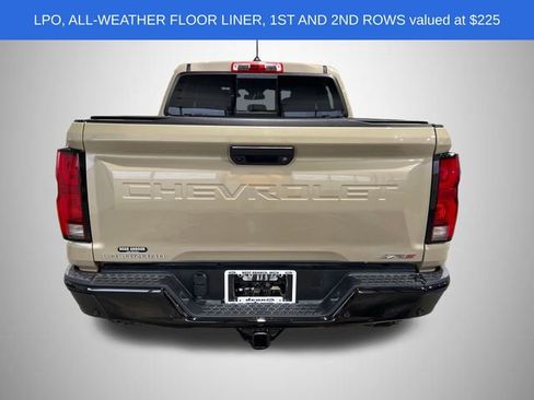 Used 2024 Chevrolet Colorado ZR2 w/ ZR2 Convenience Package III image 4