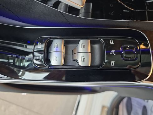 New 2026 Mercedes-Benz S 580 4MATIC Sedan image 30