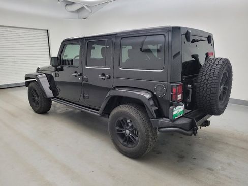 Used 2017 Jeep Wrangler Unlimited Sahara AWD/4WD image 3