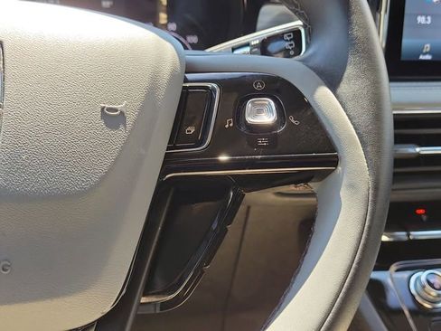 Used 2022 Lincoln Corsair FWD image 21