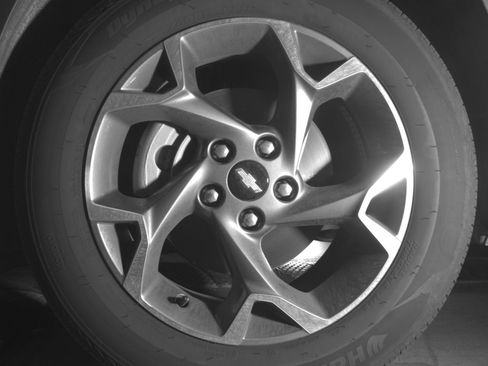 Used 2025 Chevrolet Trax LT w/ LT Convenience Package FWD image 9