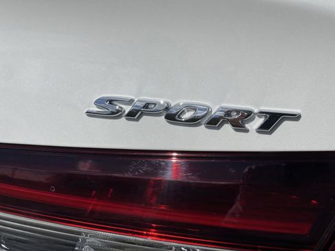 Certified 2025 Honda Civic Sport image 30