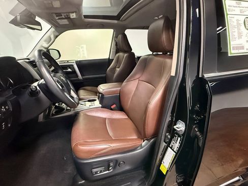 Used 2021 Toyota 4Runner Limited image 12