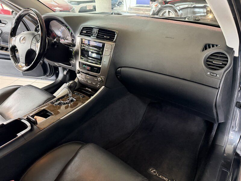 Used 2009 Lexus IS 250 AWD w/ Premium Pkg image 28