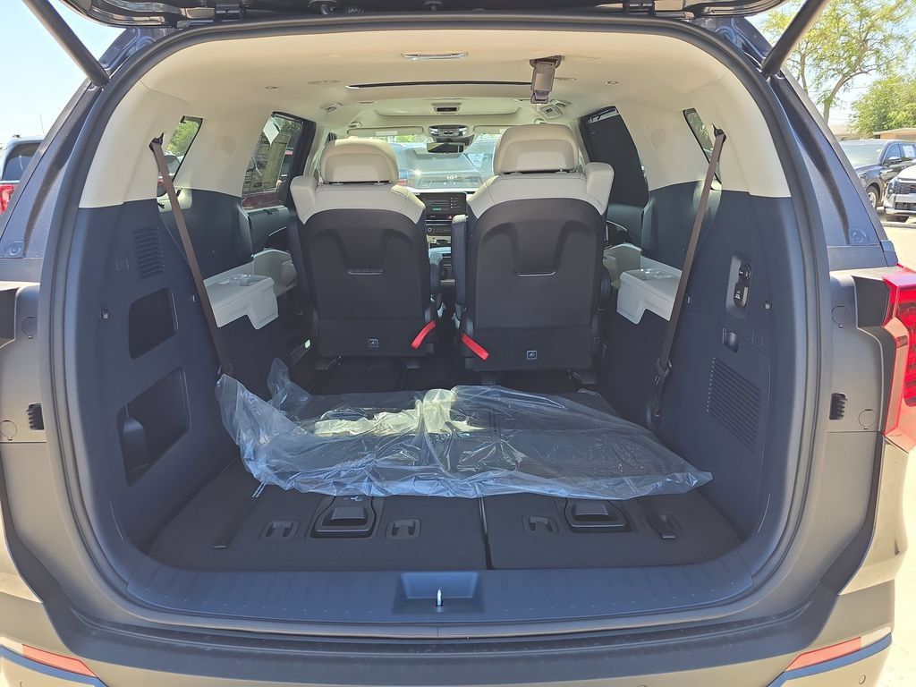 New 2026 Kia Carnival SX Prestige FWD image 10