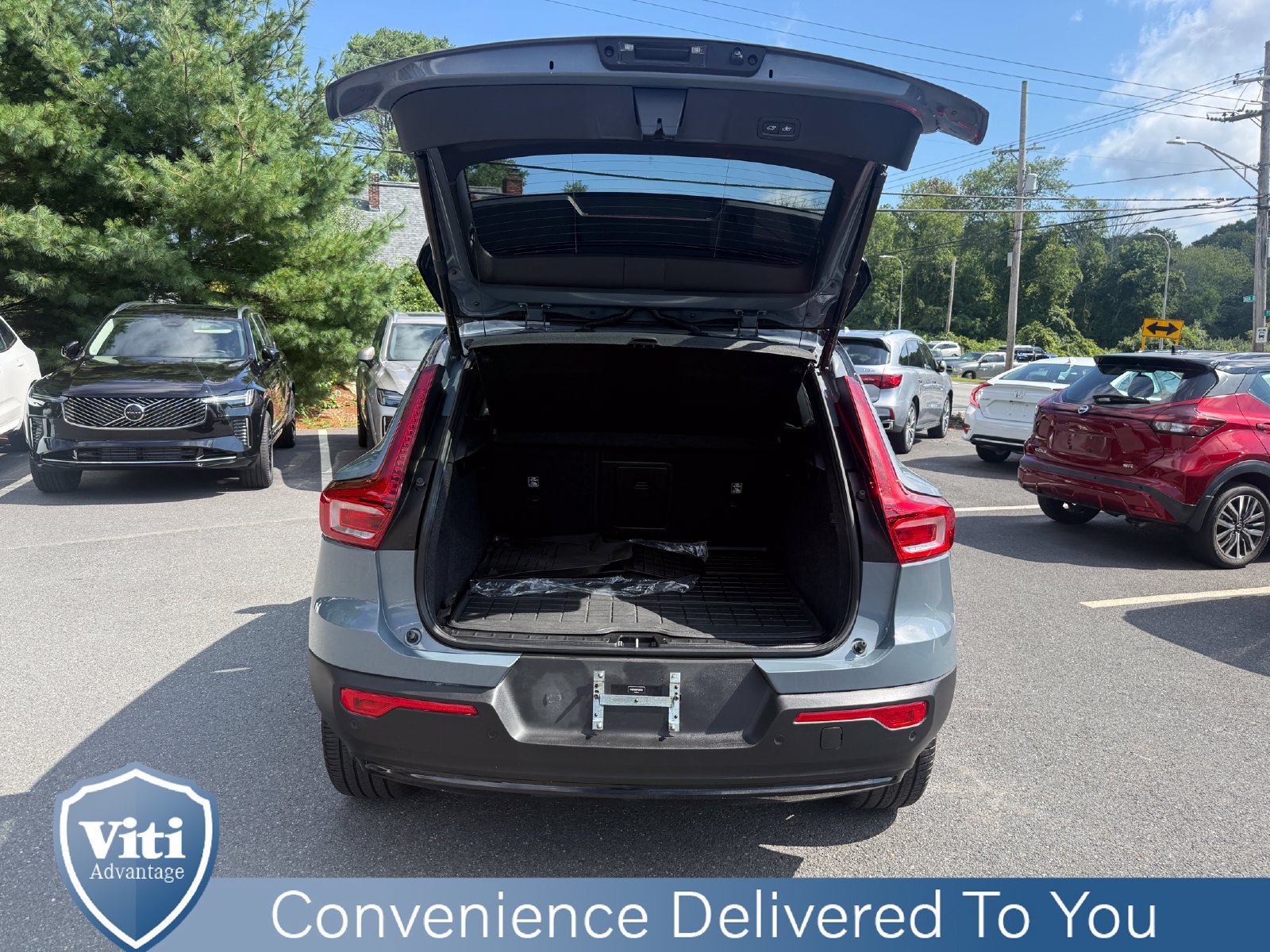 Certified 2023 Volvo XC40 Recharge Ultimate w/ Protection Package Premier AWD/4WD image 22