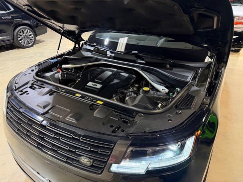 Used 2023 Land Rover Range Rover SE AWD/4WD image 18