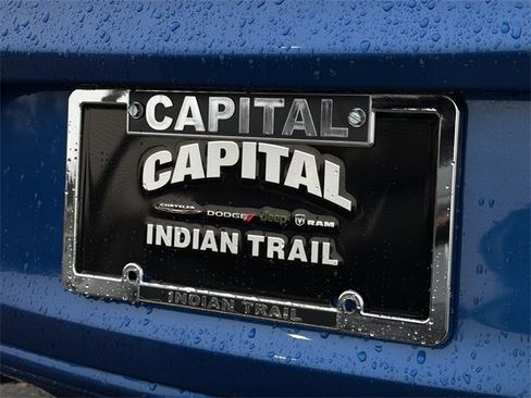 Used 2017 Ford Mustang Coupe image 39