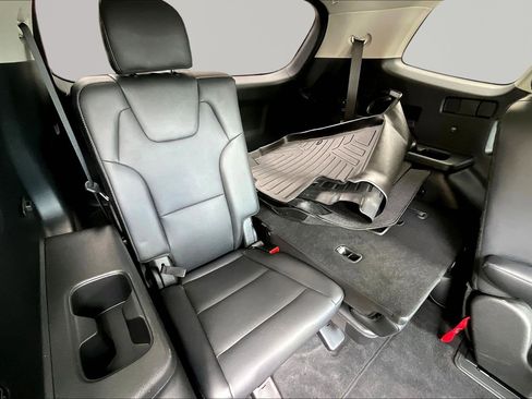 Used 2021 Kia Telluride S FWD image 26