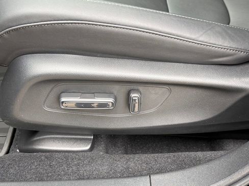 Used 2025 Acura ADX Base image 30