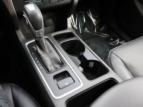 Used 2018 Ford Escape SEL image 38