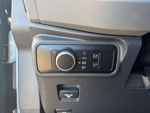 Used 2023 Ford Bronco Big Bend w/ Sasquatch Package image 14