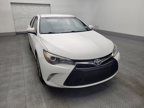 Used 2016 Toyota Camry SE image 14
