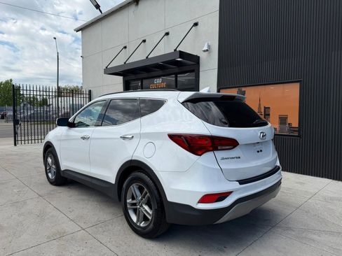 Used 2017 Hyundai Santa Fe Sport w/ 2.4L Tech Package 04 AWD/4WD image 5